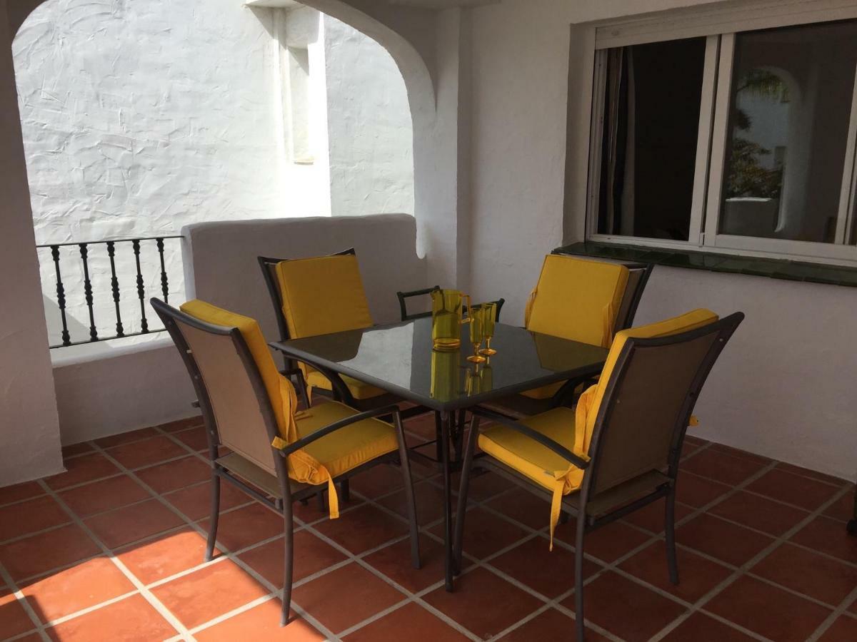 Beautiful 2 Bedroom Apartment @ Puerto Banus! Marbella Luaran gambar