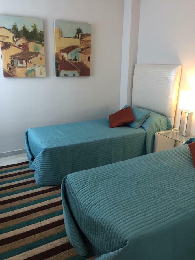 Beautiful 2 Bedroom Apartment @ Puerto Banus! Marbella Luaran gambar